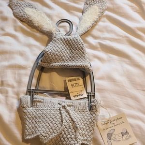 New born baby's first photo outfit